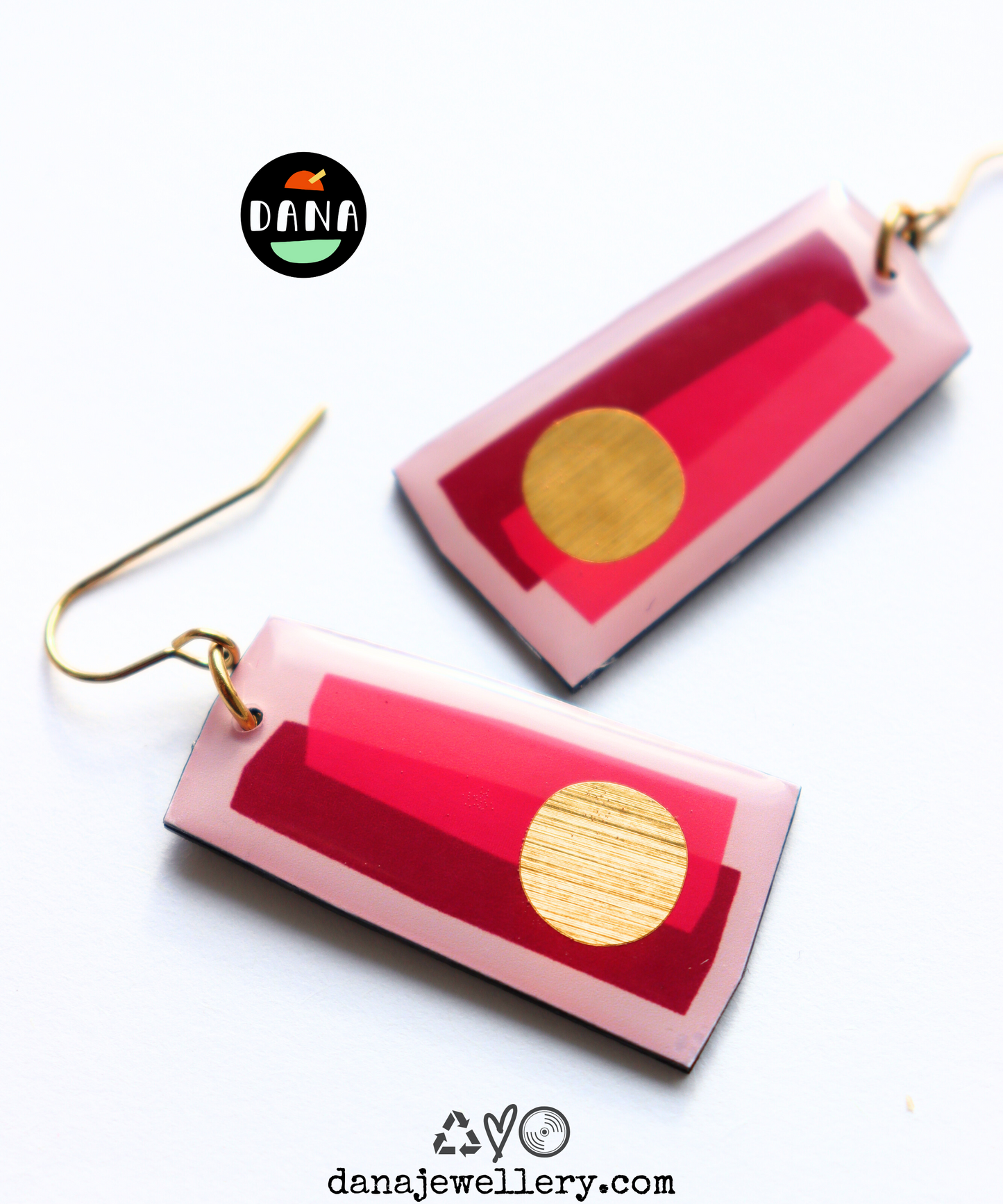 GILLI NO.3 in shades of pink with a pop of gold