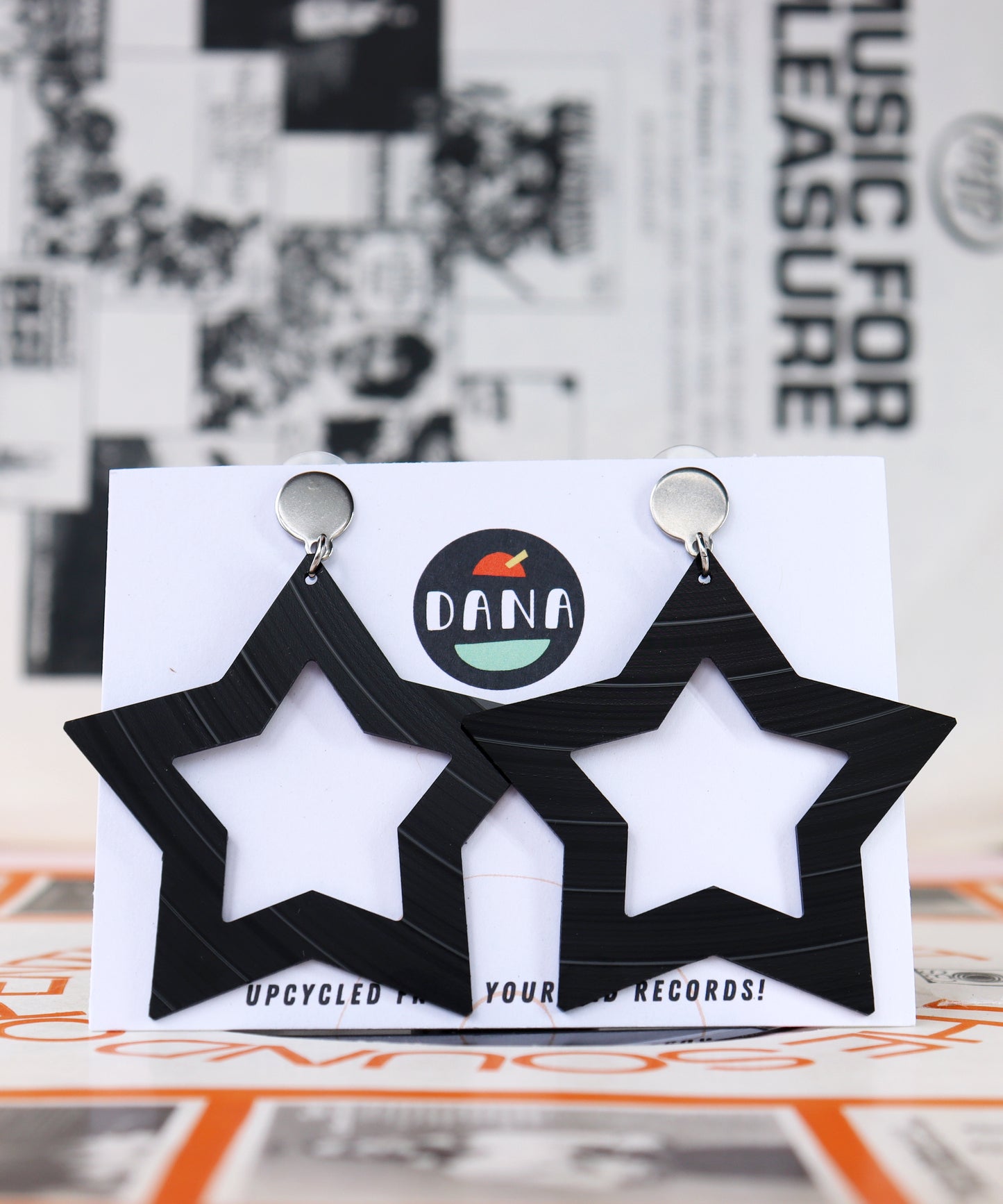 ALL BLACK large star contour earrings / silver or gold studs