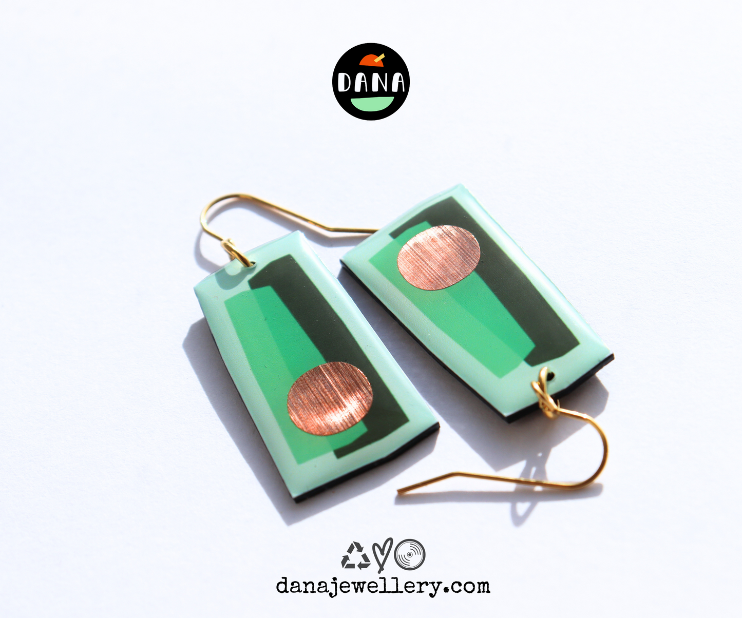 GILLI NO.4 in shades of green with a pop of copper