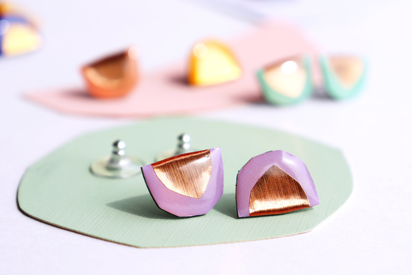 MACY studs in lilac & copper