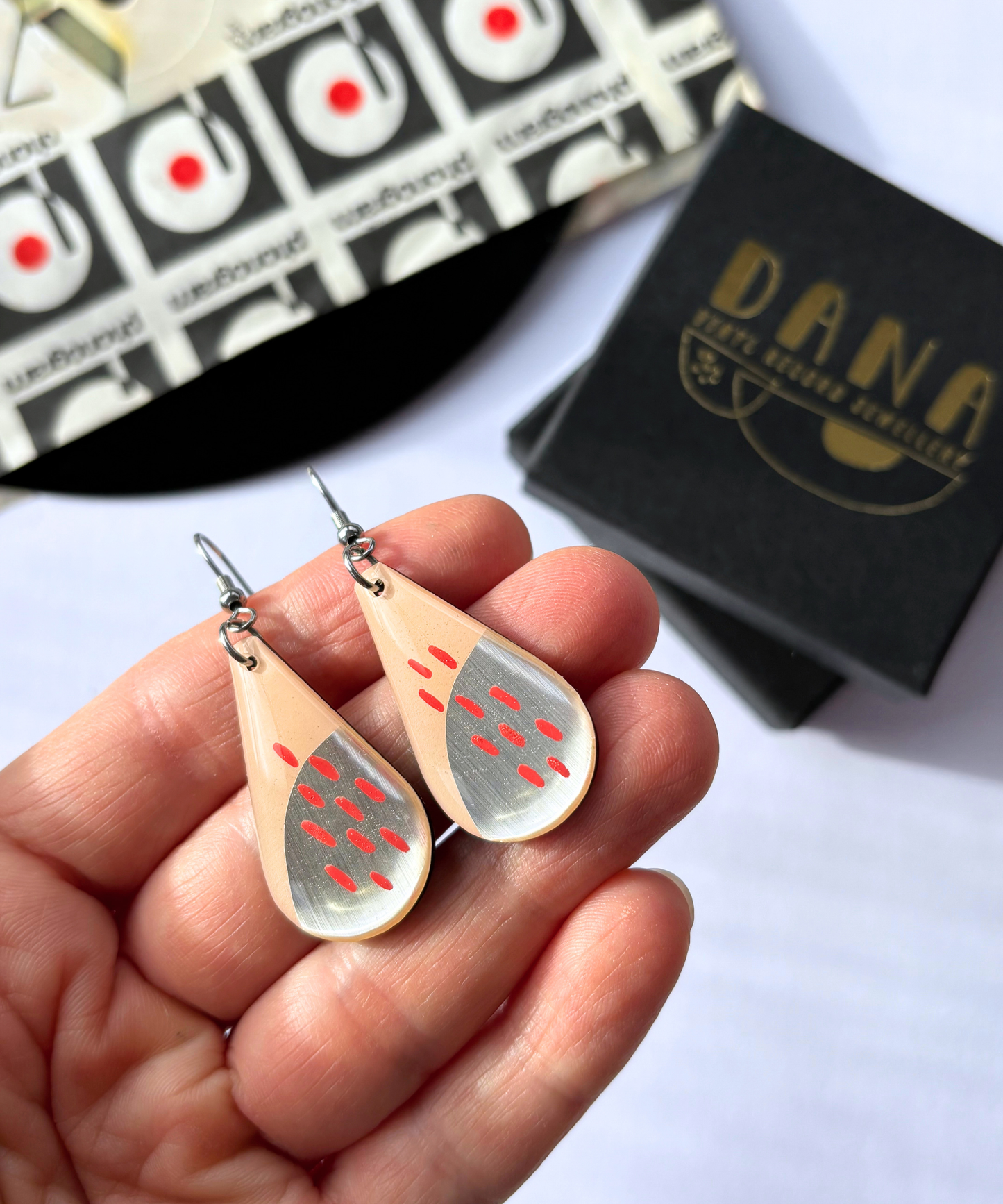 30% OFF unique abstract art earrings upcycled from vinyl record in pink, silver, with red detail