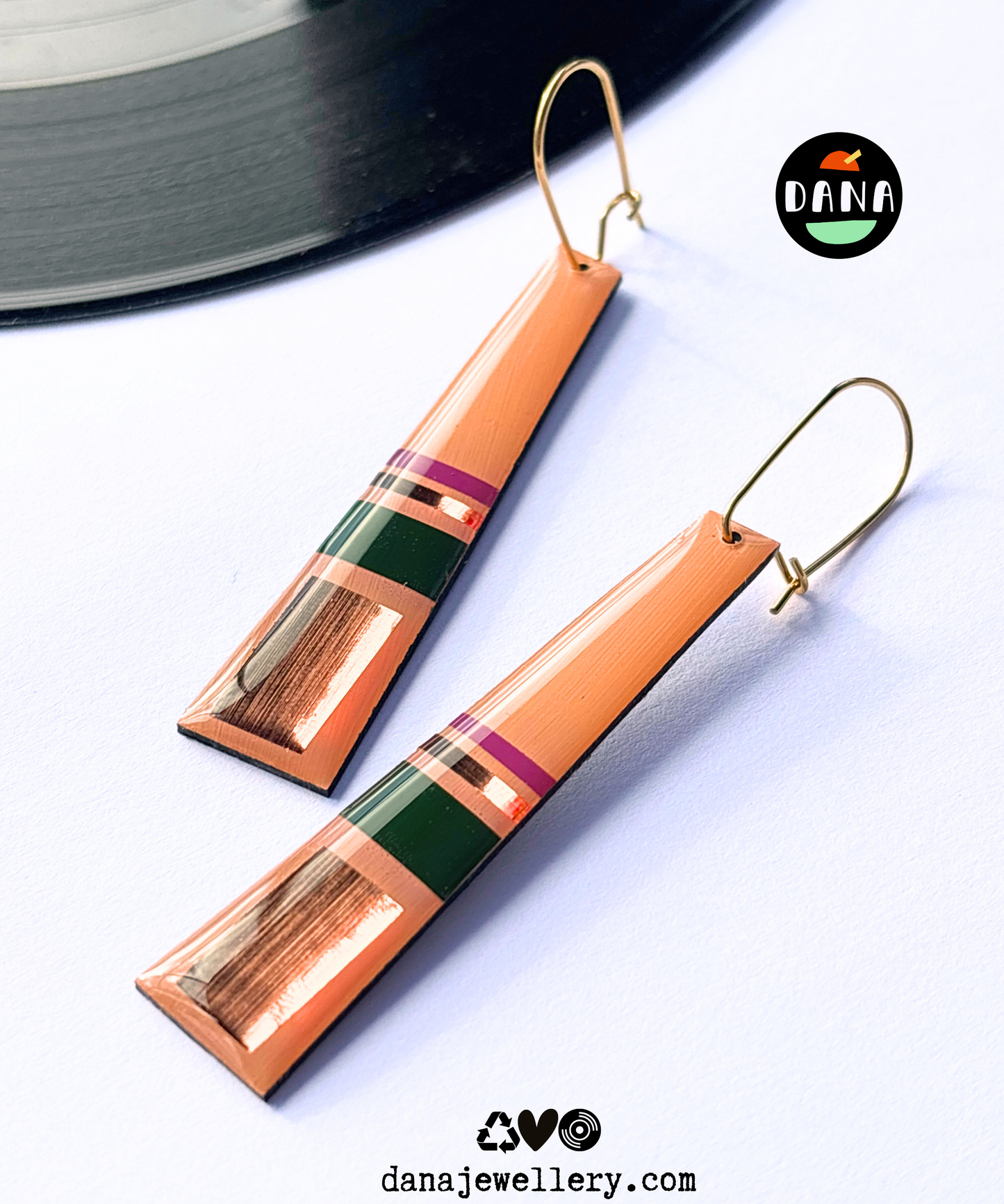 LIZZY in light warm pink, deep khaki green, copper and a hint of purple