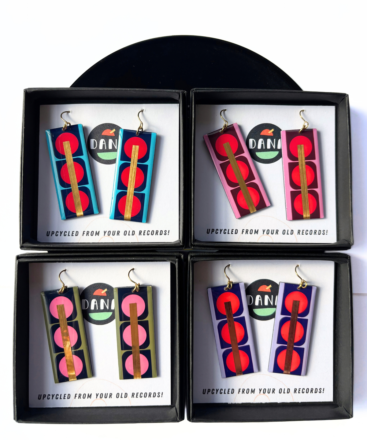 BARA | pink, burgundy, red, gold