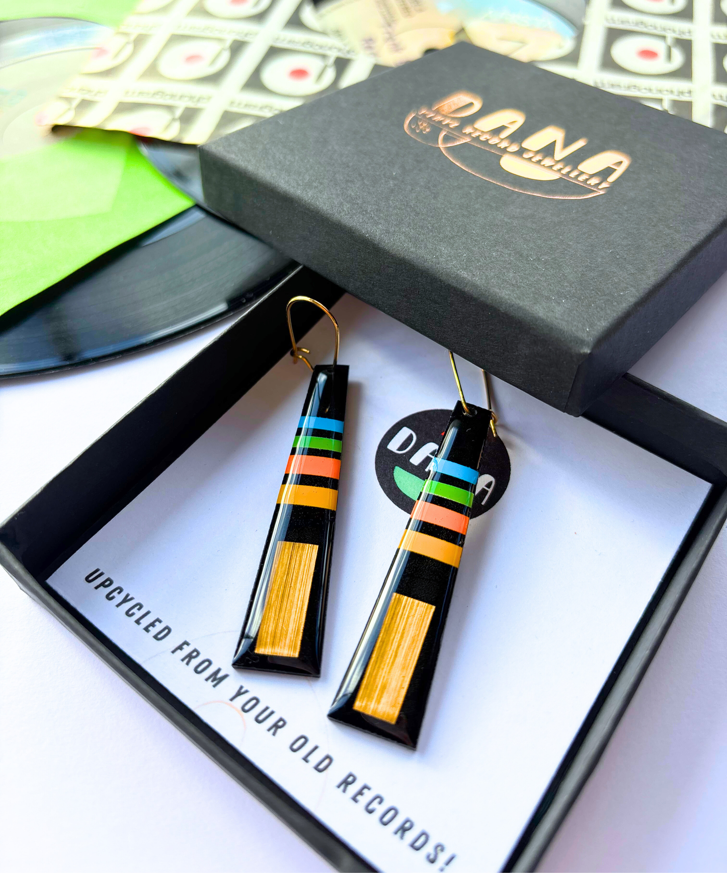 LIZZY retro inspired in blue, green, orange, yellow, and gold