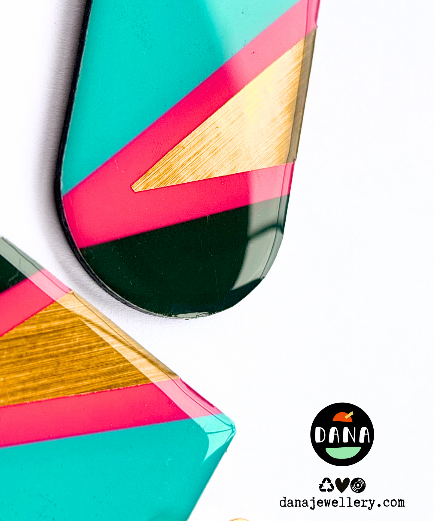 ZIGGY in turquoise, fuchsia, super deep khaki green, gold