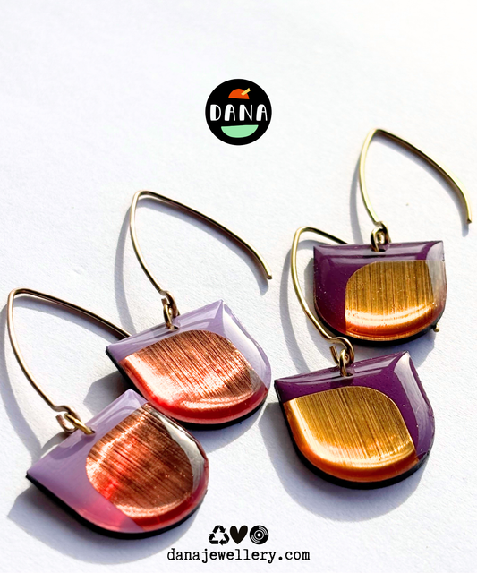 DEE in lilac & copper OR deep purple & gold