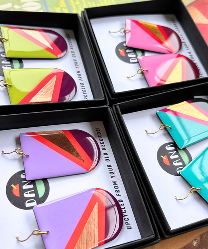 ZIGGY in pink, red, burgundy, gold